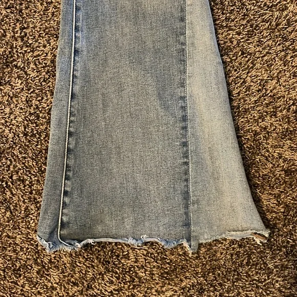 American Eagle, next level, fiesta flare jeans - Picture 2 of 3